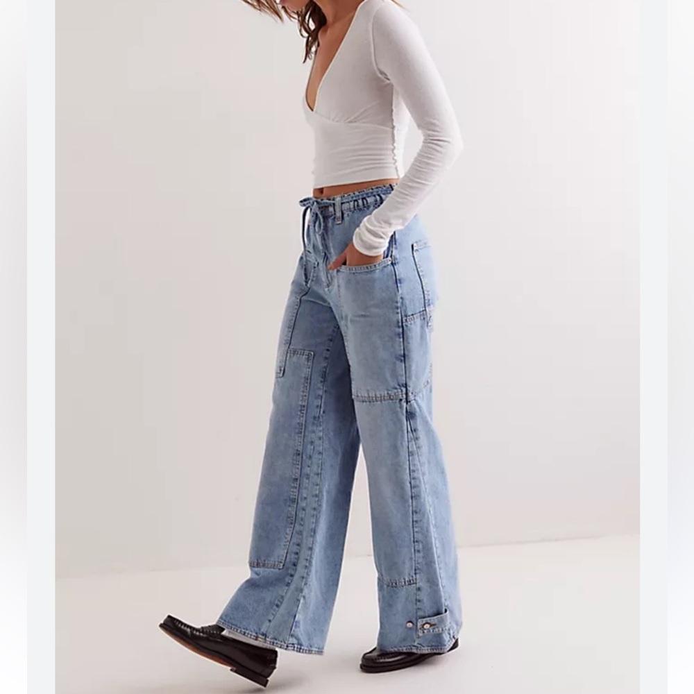 Free people CRVY outlaw Women's Light Blue Wide-Leg Jeans size Small NWOT - Picture 5 of 15